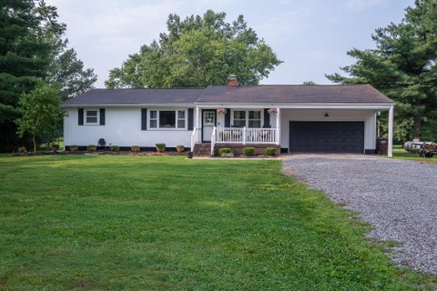 Photo of 15028 E State Route 37, Sunbury, OH 43074 (MLS # 226030285)