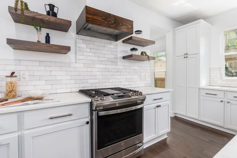 Tiny photo for 888 Ebner Street, Columbus, OH 43206 (MLS # 226014471)