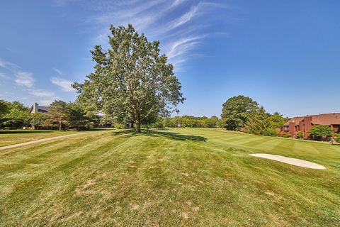 Tiny photo for 5211 Highpointe Lakes Drive 7105 #7105, Westerville, OH 43081 (MLS # 225023831)