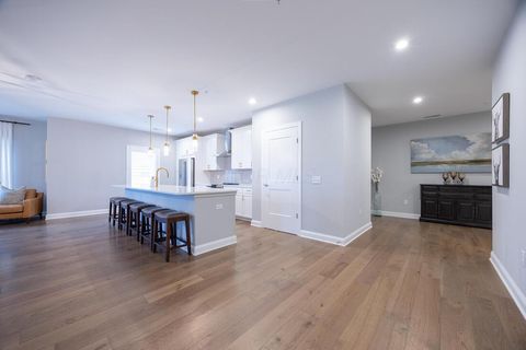 Tiny photo for 5211 Highpointe Lakes Drive 7105 #7105, Westerville, OH 43081 (MLS # 225023831)