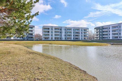 Tiny photo for 5211 Highpointe Lakes Drive 7105 #7105, Westerville, OH 43081 (MLS # 225023831)