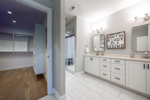 Tiny photo for 5211 Highpointe Lakes Drive 7105 #7105, Westerville, OH 43081 (MLS # 225023831)