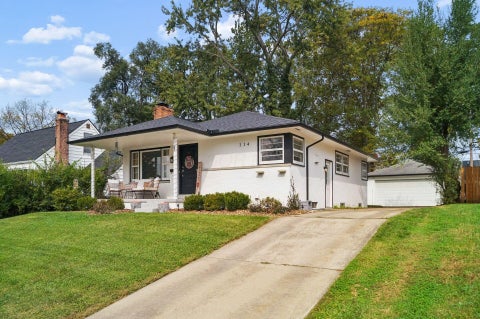 Photo of 114 W Stanton Avenue, Worthington, OH 43085 (MLS # 226040447)