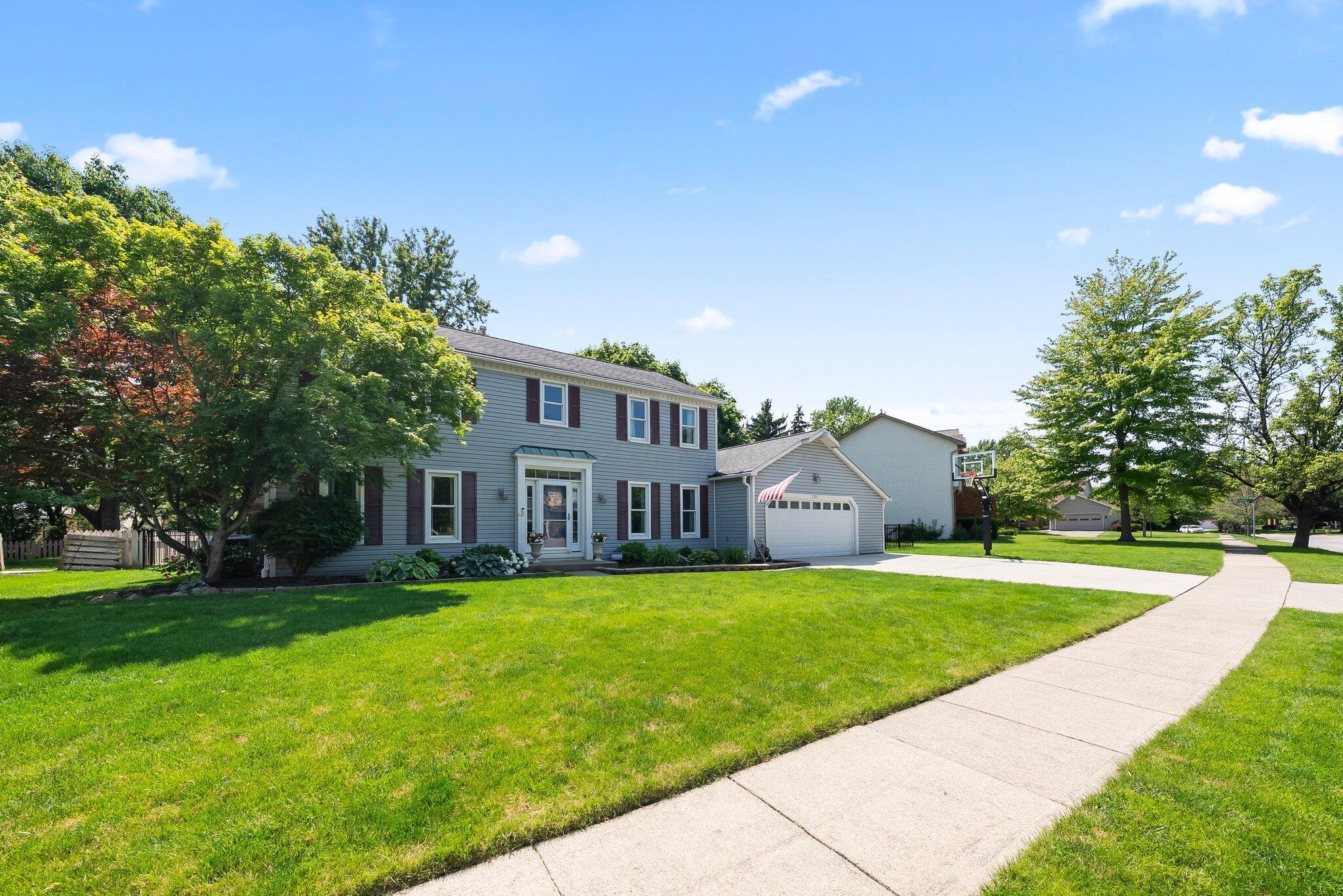 2201 Stratingham Drive, Dublin, Ohio image 41