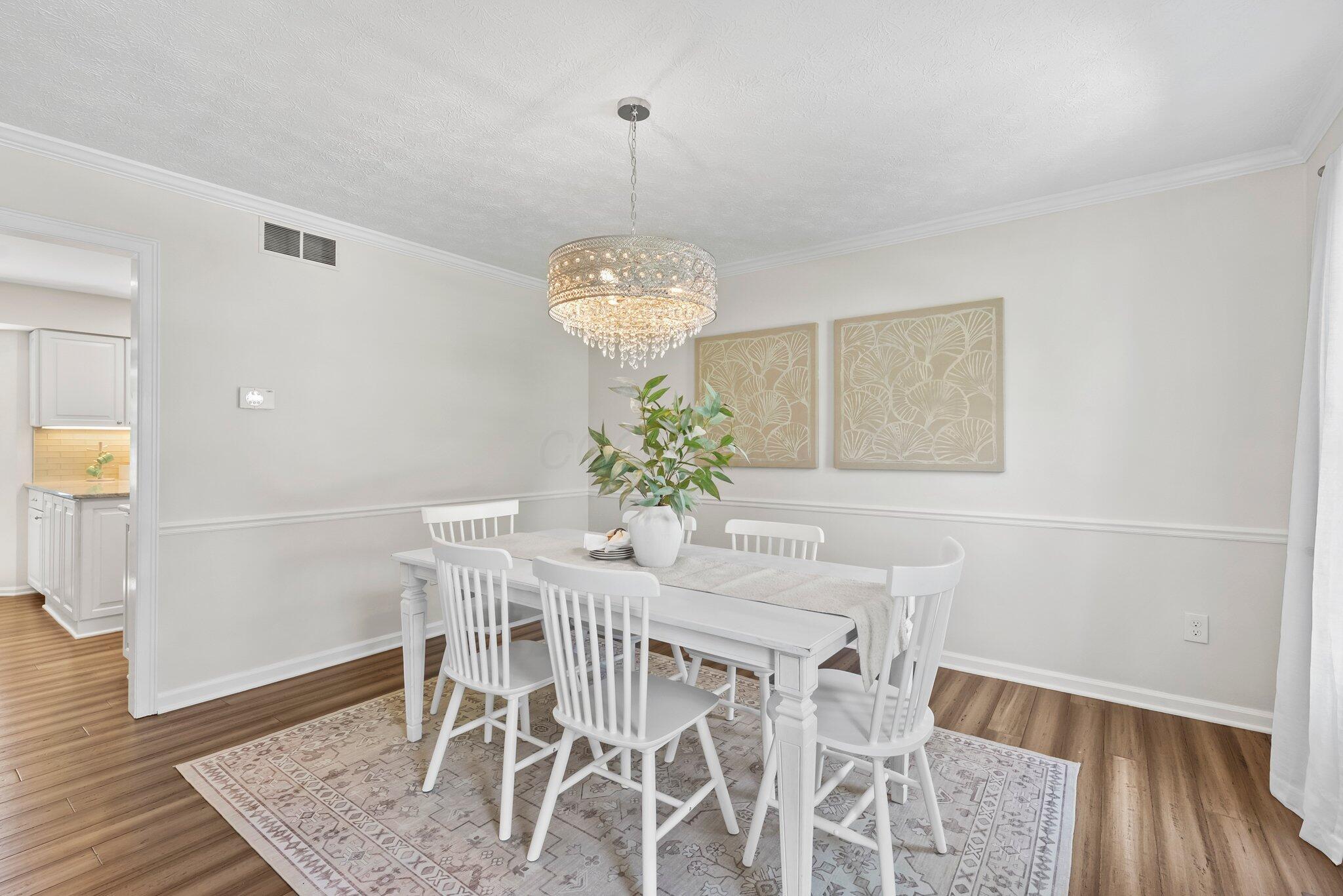 2201 Stratingham Drive, Dublin, Ohio image 7