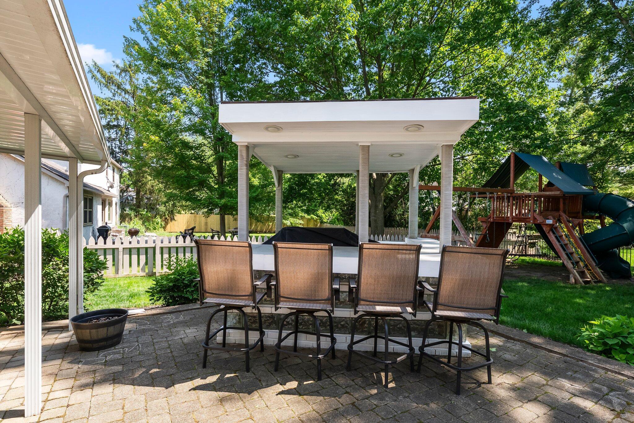 2201 Stratingham Drive, Dublin, Ohio image 50
