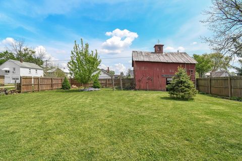 Tiny photo for 112 N Catherine Street, Mount Vernon, OH 43050 (MLS # 226014068)