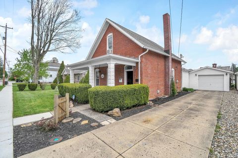 Tiny photo for 112 N Catherine Street, Mount Vernon, OH 43050 (MLS # 226014068)