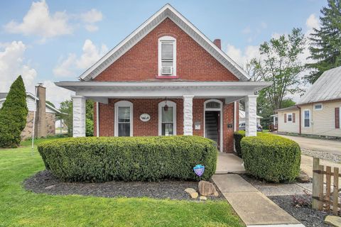 Photo of 112 N Catherine Street, Mount Vernon, OH 43050 (MLS # 226014068)