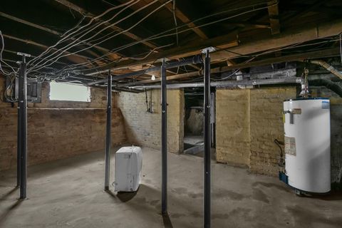 Tiny photo for 112 N Catherine Street, Mount Vernon, OH 43050 (MLS # 226014068)