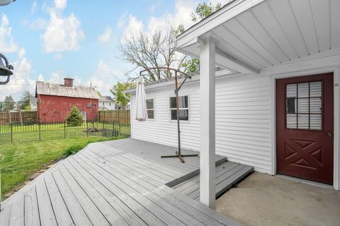 Tiny photo for 112 N Catherine Street, Mount Vernon, OH 43050 (MLS # 226014068)