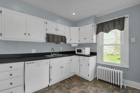 Tiny photo for 112 N Catherine Street, Mount Vernon, OH 43050 (MLS # 226014068)