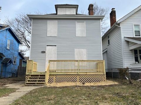 Photo of 1062 Miller Avenue, Columbus, OH 43206 (MLS # 226001604)