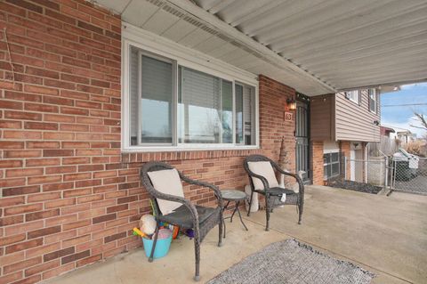Tiny photo for 631 Harland Drive, Columbus, OH 43207 (MLS # 226006450)