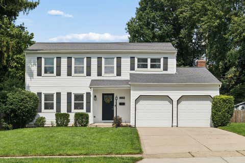Photo of 208 Caren Avenue, Worthington, OH 43085 (MLS # 226032329)