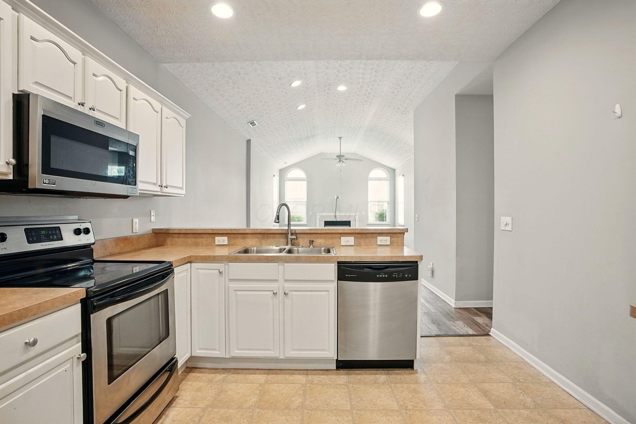 6214 Brickside Drive, New Albany, Ohio image 11