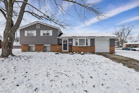 Photo of 3395 Independence Street, Grove City, OH 43123 (MLS # 225043973)