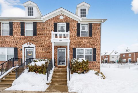 Photo of 1054 Shady Lake Drive, Columbus, OH 43228 (MLS # 226003870)