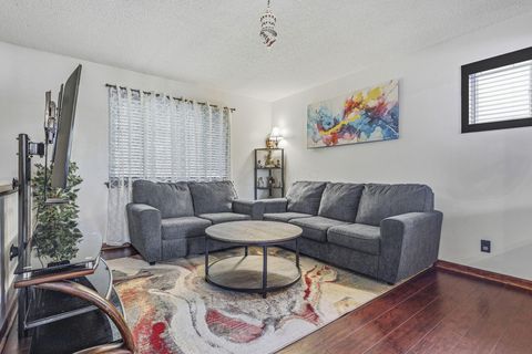 Tiny photo for 3378 Trail Lane Court, Columbus, OH 43231 (MLS # 225041891)