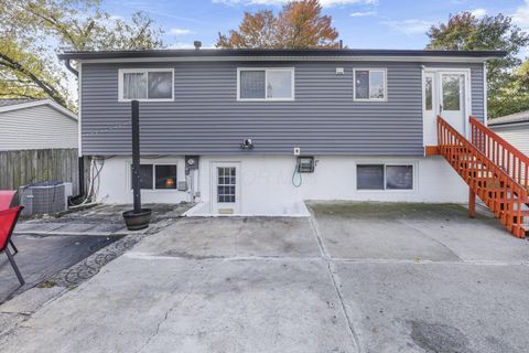 Tiny photo for 3378 Trail Lane Court, Columbus, OH 43231 (MLS # 225041891)