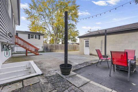 Tiny photo for 3378 Trail Lane Court, Columbus, OH 43231 (MLS # 225041891)