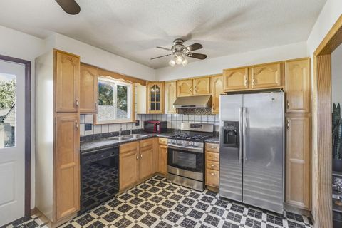 Tiny photo for 3378 Trail Lane Court, Columbus, OH 43231 (MLS # 225041891)