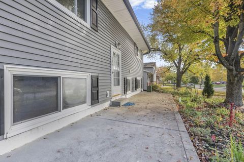 Tiny photo for 3378 Trail Lane Court, Columbus, OH 43231 (MLS # 225041891)
