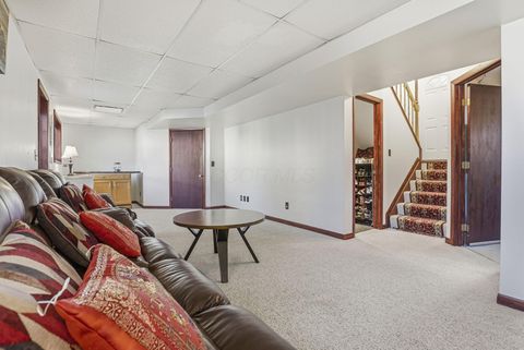 Tiny photo for 3378 Trail Lane Court, Columbus, OH 43231 (MLS # 225041891)