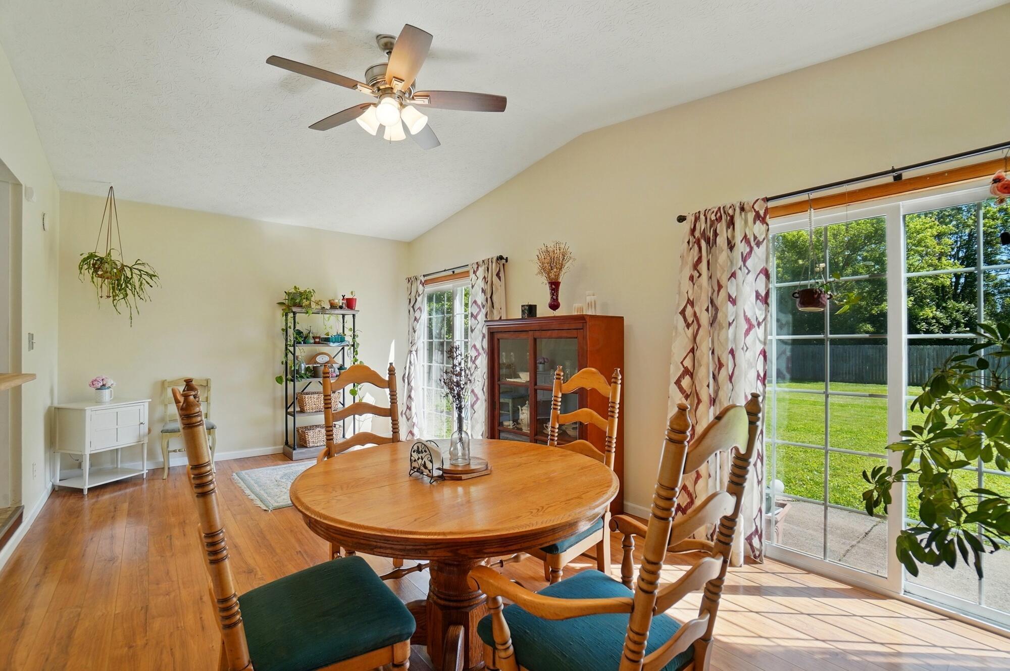 3784 Hendron Road, Groveport, Ohio image 16