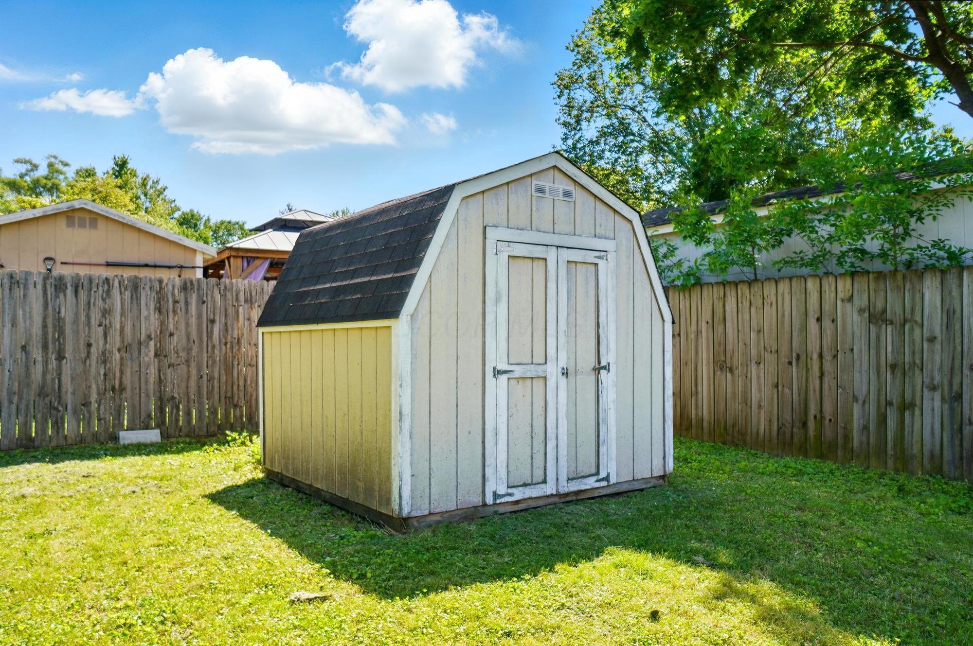 3784 Hendron Road, Groveport, Ohio image 38