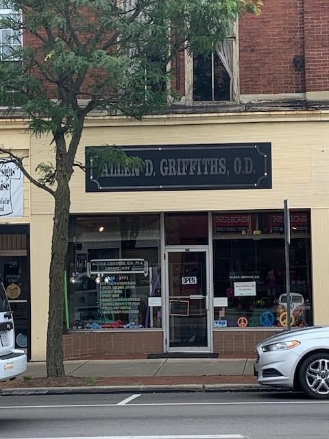 Photo of 239 E Court Street, Washington Court House, OH 43160 (MLS # 226001644)