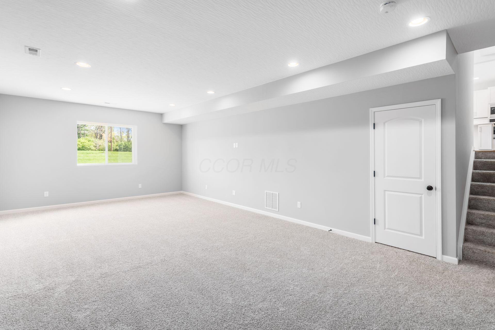 37 Littondale Drive, Delaware, Ohio image 27