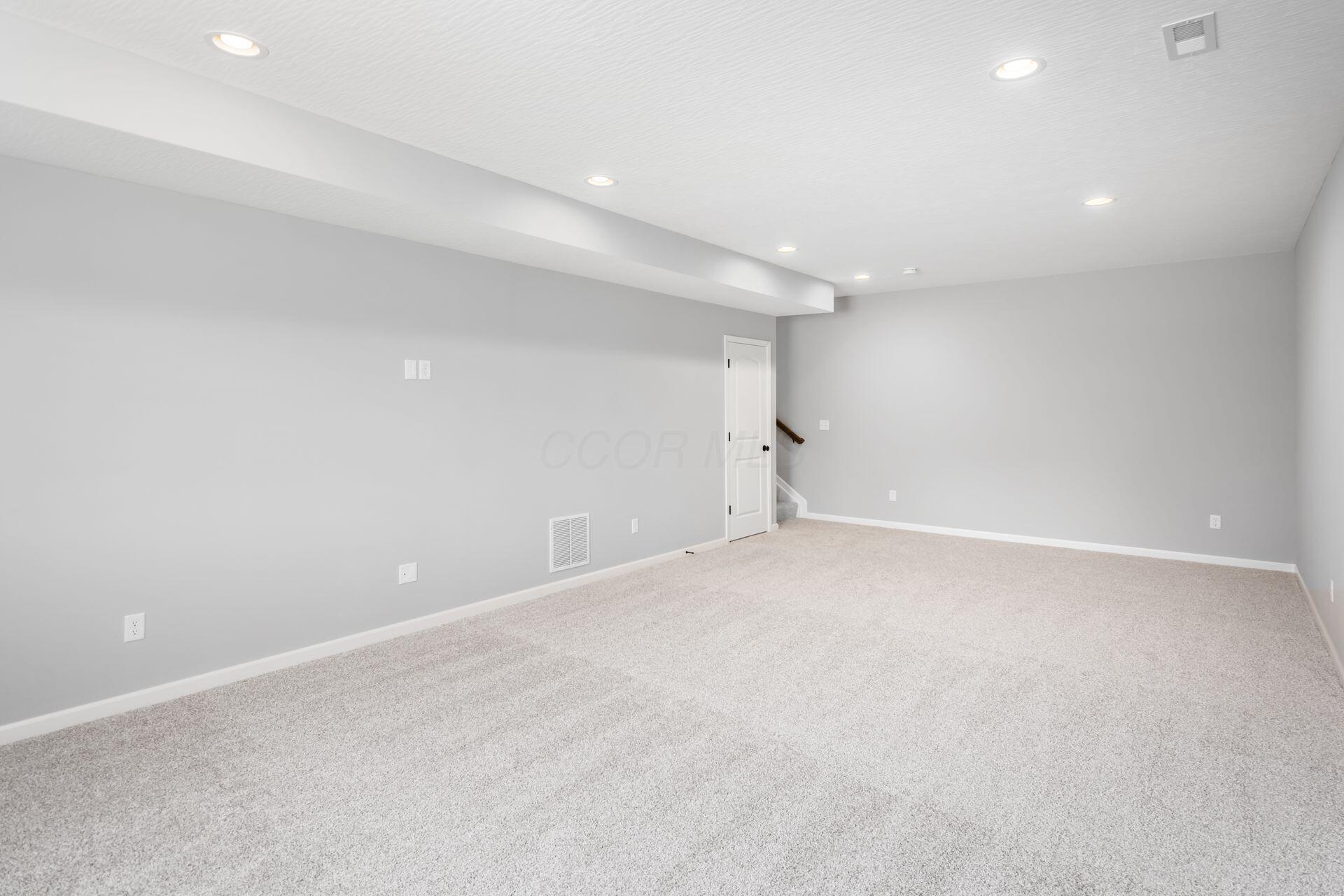37 Littondale Drive, Delaware, Ohio image 29