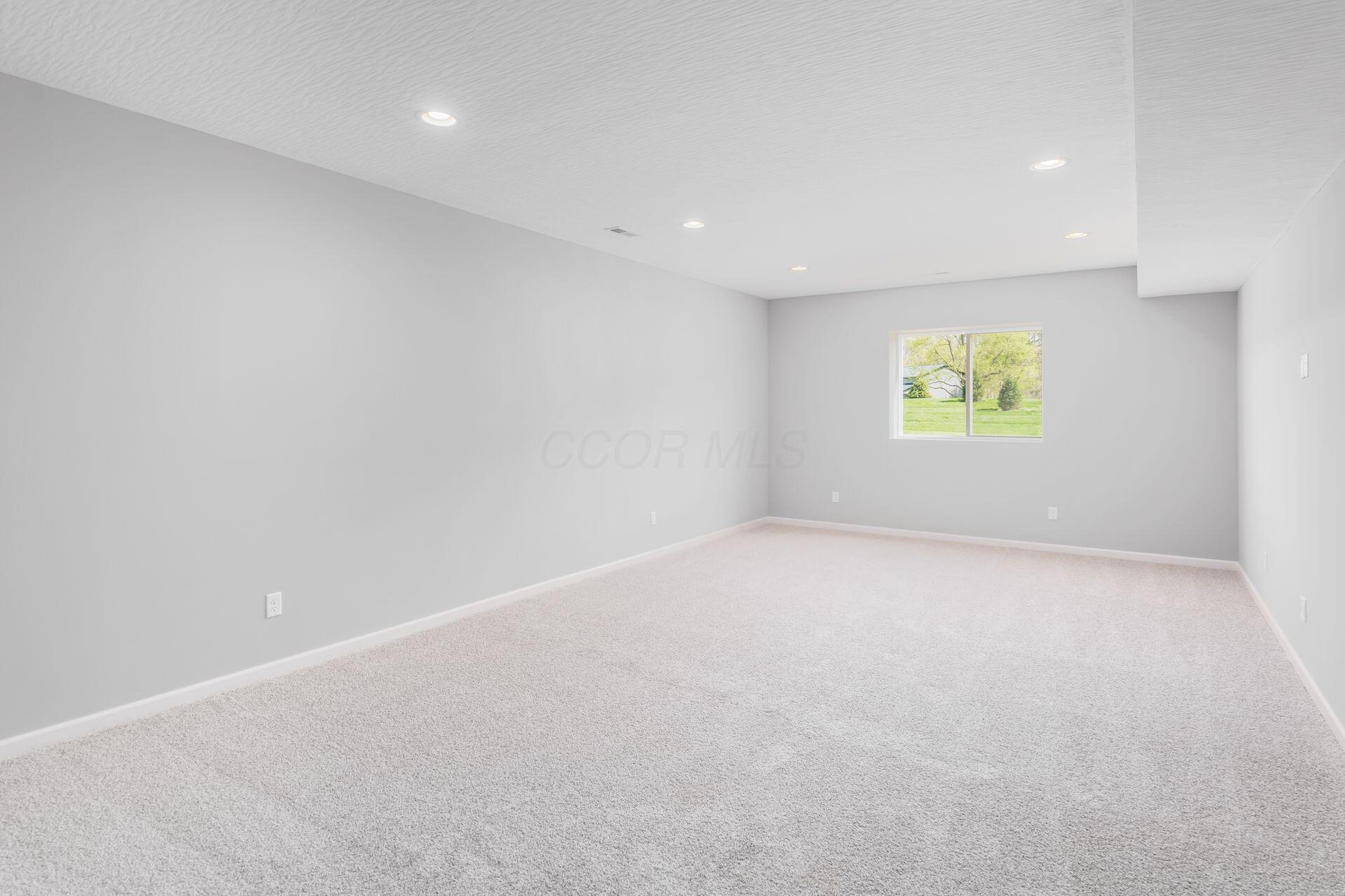 37 Littondale Drive, Delaware, Ohio image 26