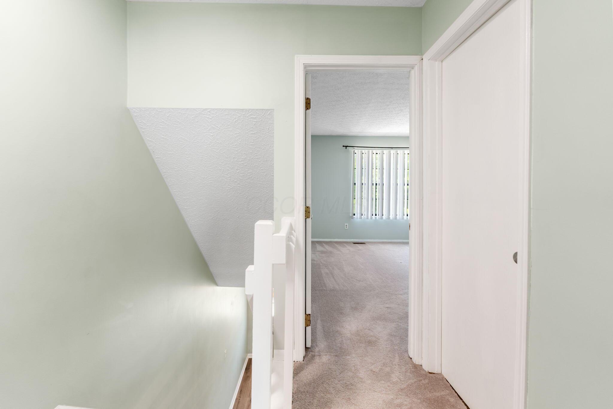 905 Soramill Lane, Columbus, Ohio image 32