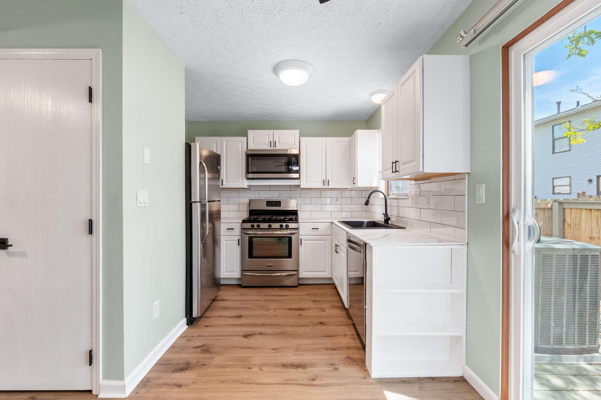 905 Soramill Lane, Columbus, Ohio image 17