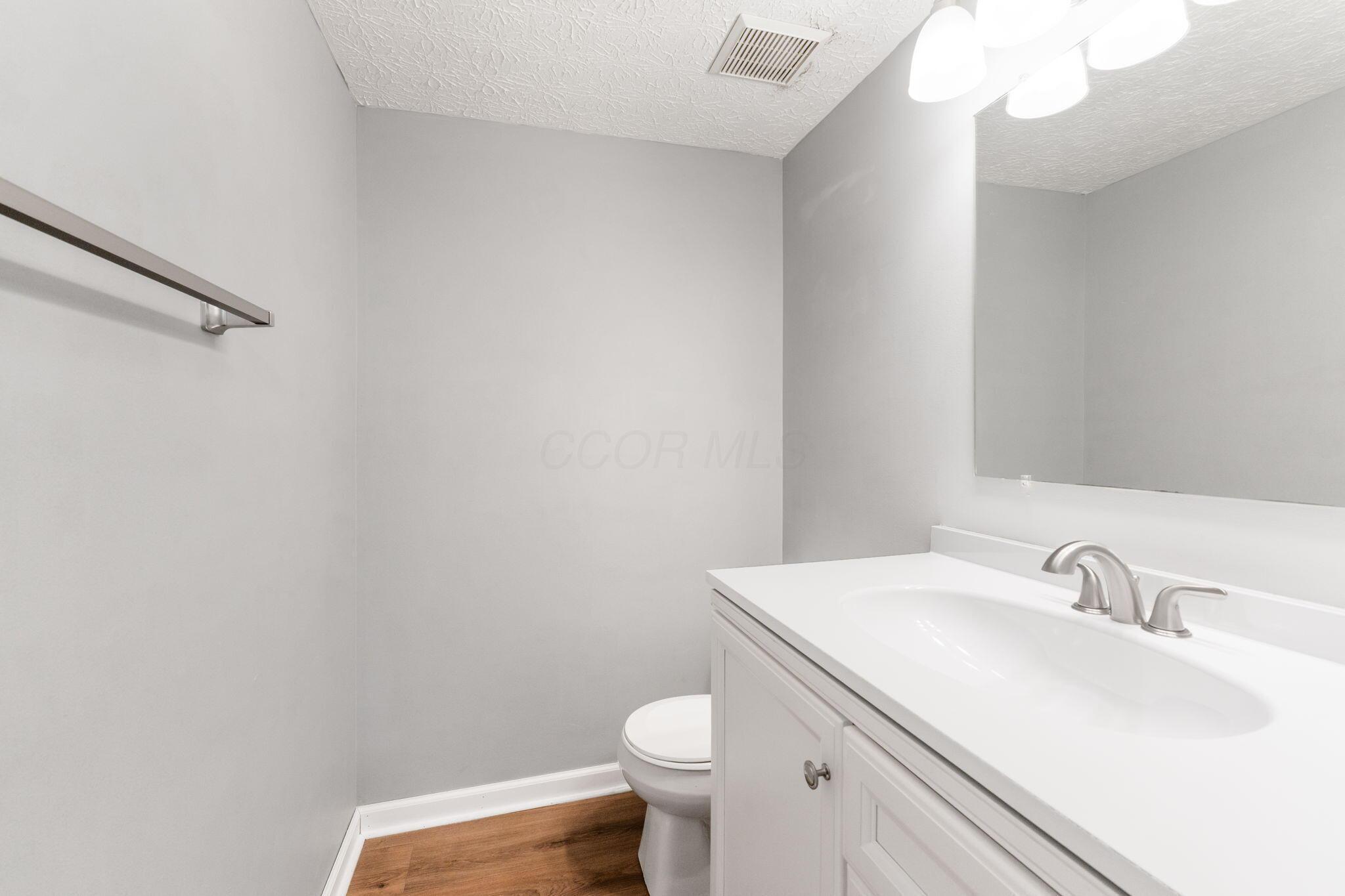 905 Soramill Lane, Columbus, Ohio image 14