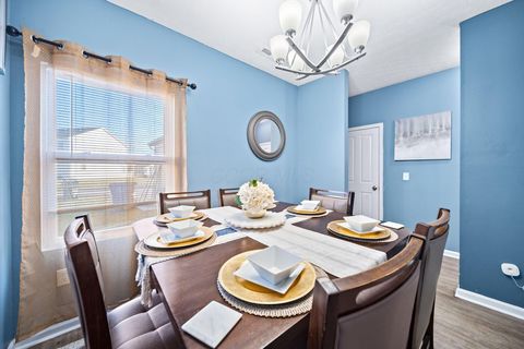 Tiny photo for 5886 Winchester Pike, Canal Winchester, OH 43110 (MLS # 226002400)