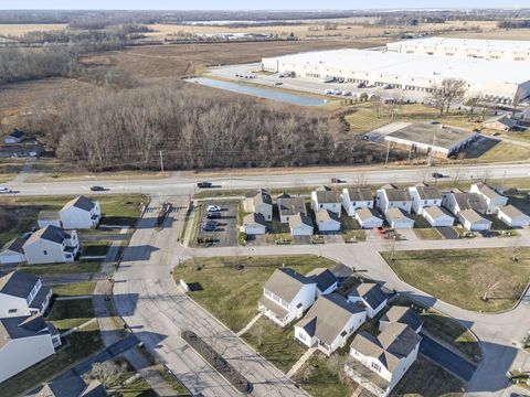 Tiny photo for 5886 Winchester Pike, Canal Winchester, OH 43110 (MLS # 226002400)