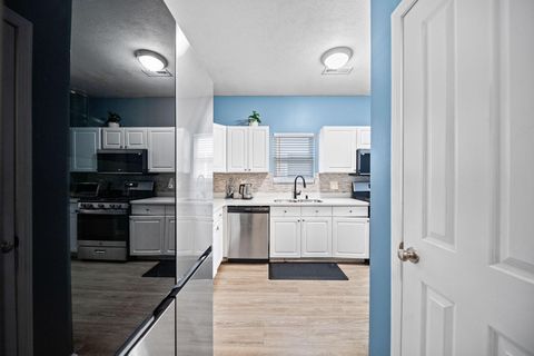 Tiny photo for 5886 Winchester Pike, Canal Winchester, OH 43110 (MLS # 226002400)