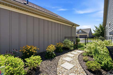 Tiny photo for 3622 Backstretch Way, Grove City, OH 43123 (MLS # 226029332)