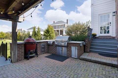 Tiny photo for 7030 Hanbys Loop, New Albany, OH 43054 (MLS # 225045904)