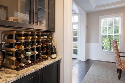 Tiny photo for 7030 Hanbys Loop, New Albany, OH 43054 (MLS # 225045904)