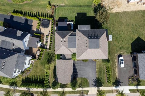 Tiny photo for 7030 Hanbys Loop, New Albany, OH 43054 (MLS # 225045904)