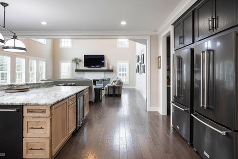 Tiny photo for 7030 Hanbys Loop, New Albany, OH 43054 (MLS # 225045904)