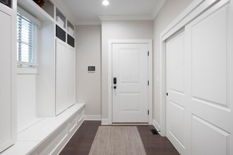 Tiny photo for 7030 Hanbys Loop, New Albany, OH 43054 (MLS # 225045904)