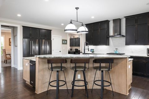 Tiny photo for 7030 Hanbys Loop, New Albany, OH 43054 (MLS # 225045904)