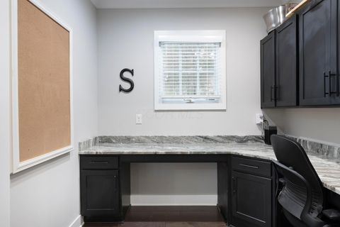 Tiny photo for 7030 Hanbys Loop, New Albany, OH 43054 (MLS # 225045904)