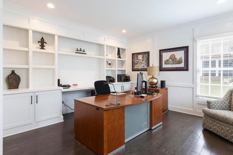 Tiny photo for 7030 Hanbys Loop, New Albany, OH 43054 (MLS # 225045904)