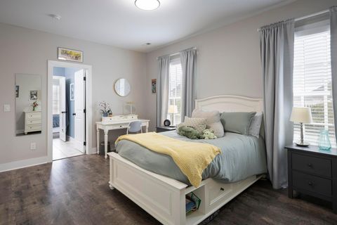 Tiny photo for 7030 Hanbys Loop, New Albany, OH 43054 (MLS # 225045904)